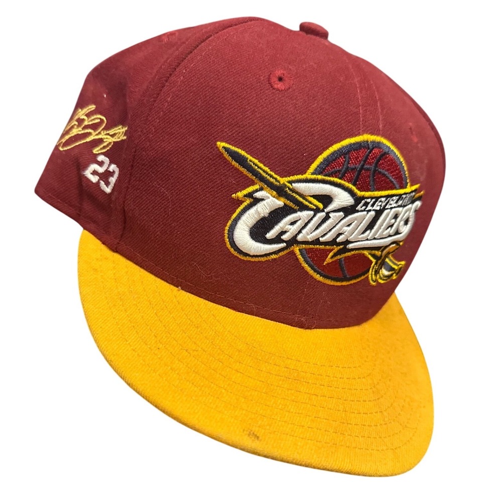 Cleveland Cavaliers New Era 9FIFTY Snapback Hat LeBron James 23 Wine Gold NBA